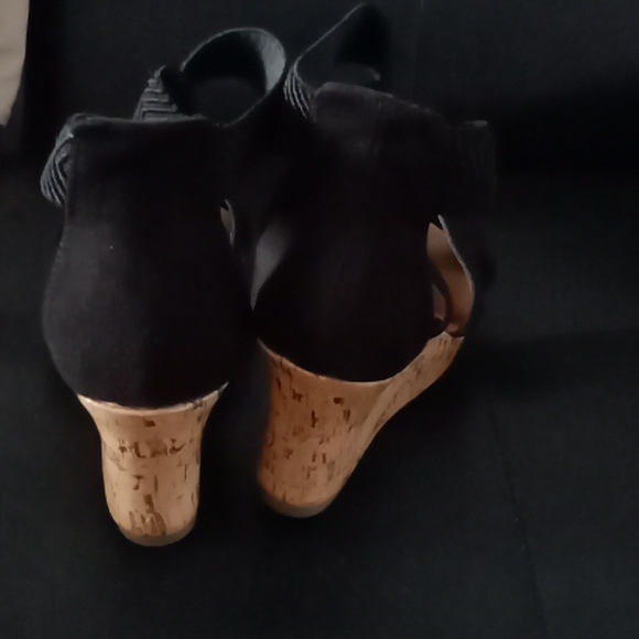 Platforms 😄 - Picture 3 of 6